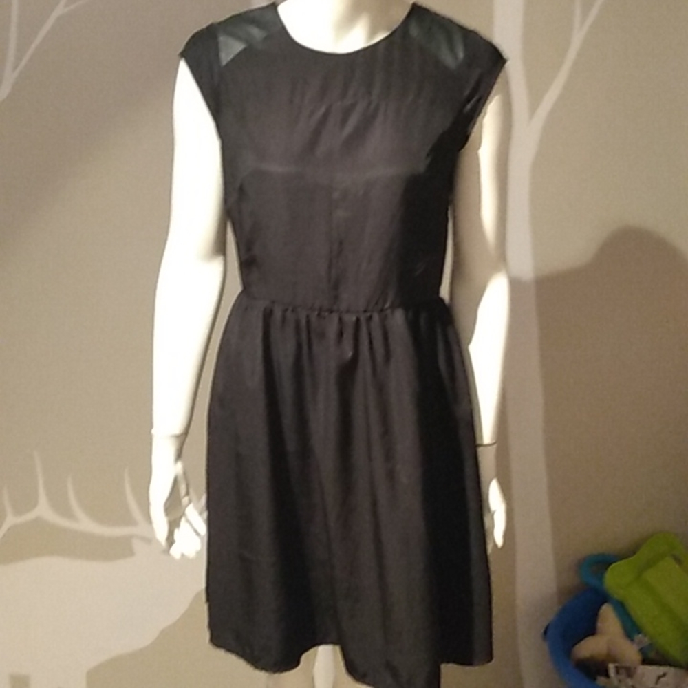 Mossimo black dress M
